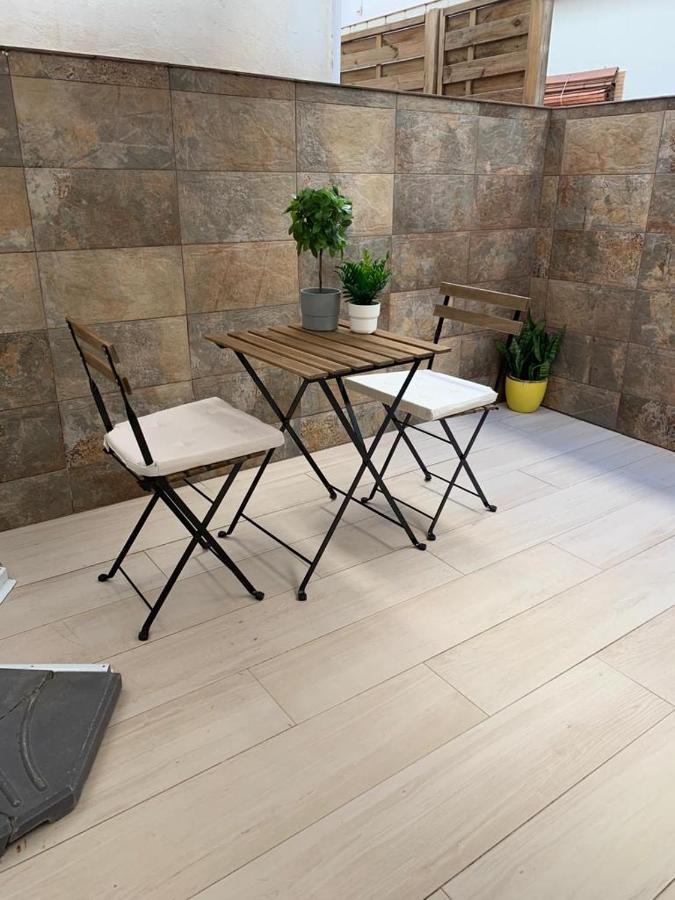 Apartamento Los Naranjos De Santa Justa Sevilla Kültér fotó